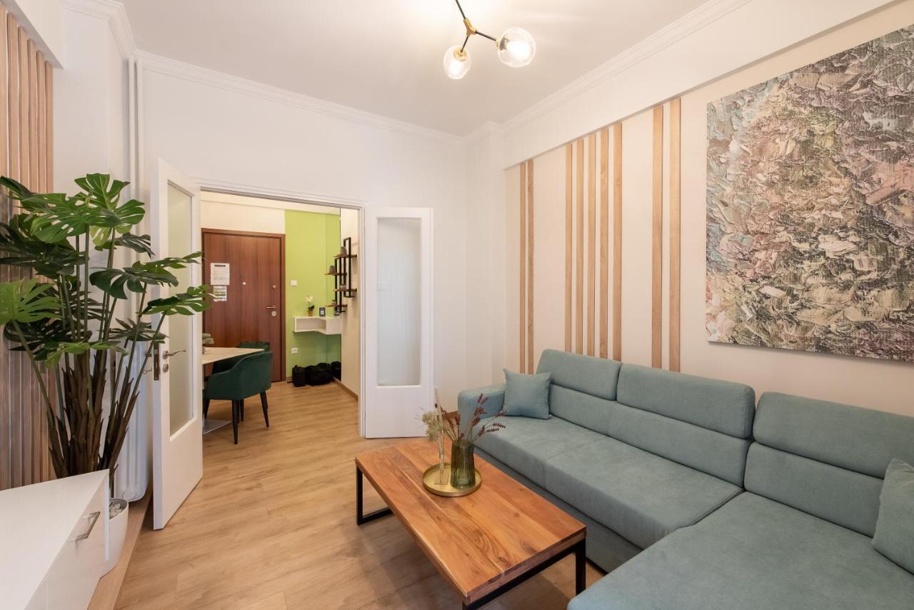 Medluxe Comfort Apartment เอเธนส์ ภายนอก รูปภาพ